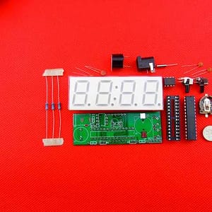 Kit para montar relógio digital com display de 7 segmentos