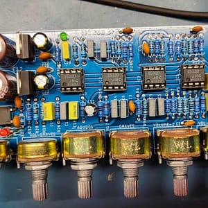 kit para montar pré-amplificador 2.1 saída para Subwoofer