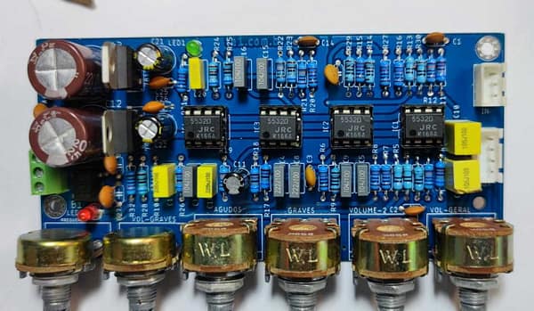 Placa montada pré-amplificador 2. 1 tons subwoofer ativo