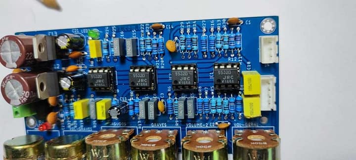 Placa montada pré-amplificador 2. 1 tons subwoofer ativo