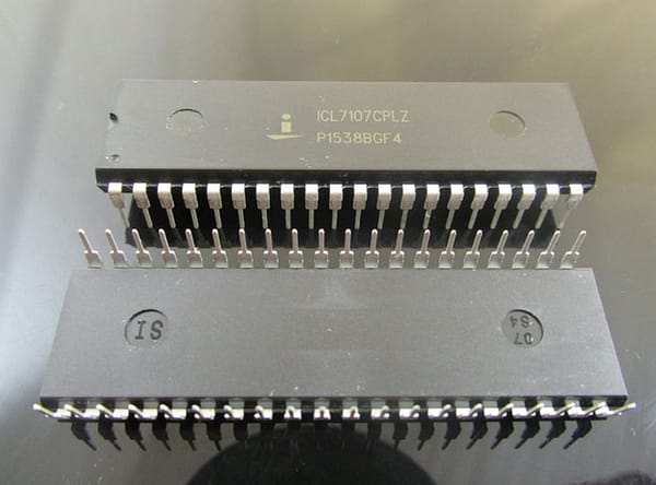 Ci icl7107 dip40 icl7107cplz icl7107cpl