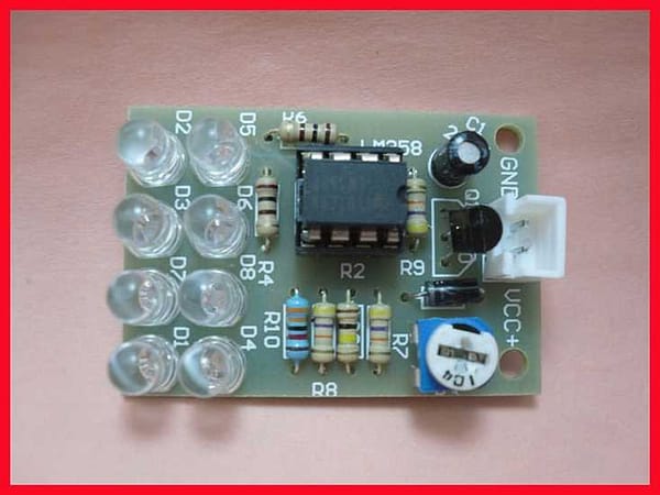 Kit para montar de efeitos de leds azul utilizando ci lm358