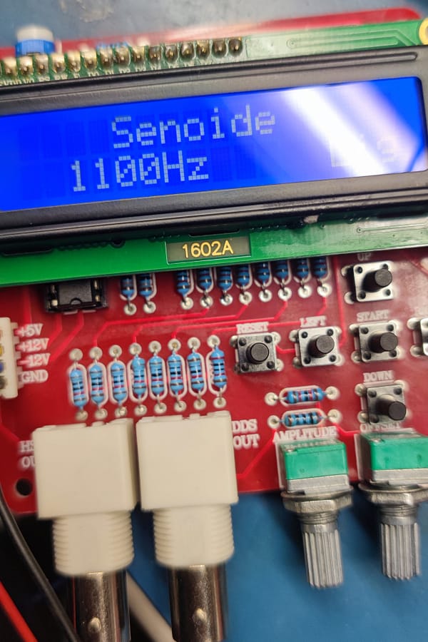 Gerador de função sinal dds até 8 mhz onda senoidal usado